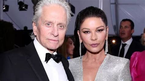 Catherine Zeta Jones, 55, poses totally naked as birthday。